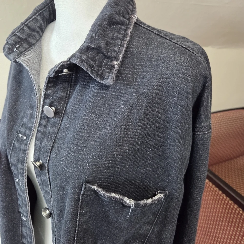 Custom Distressed Black Denim Jacket Black‎ Dog Graphic Grunge Streetwear Size L